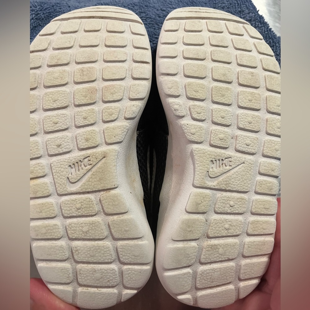 Toddler Nike shoes